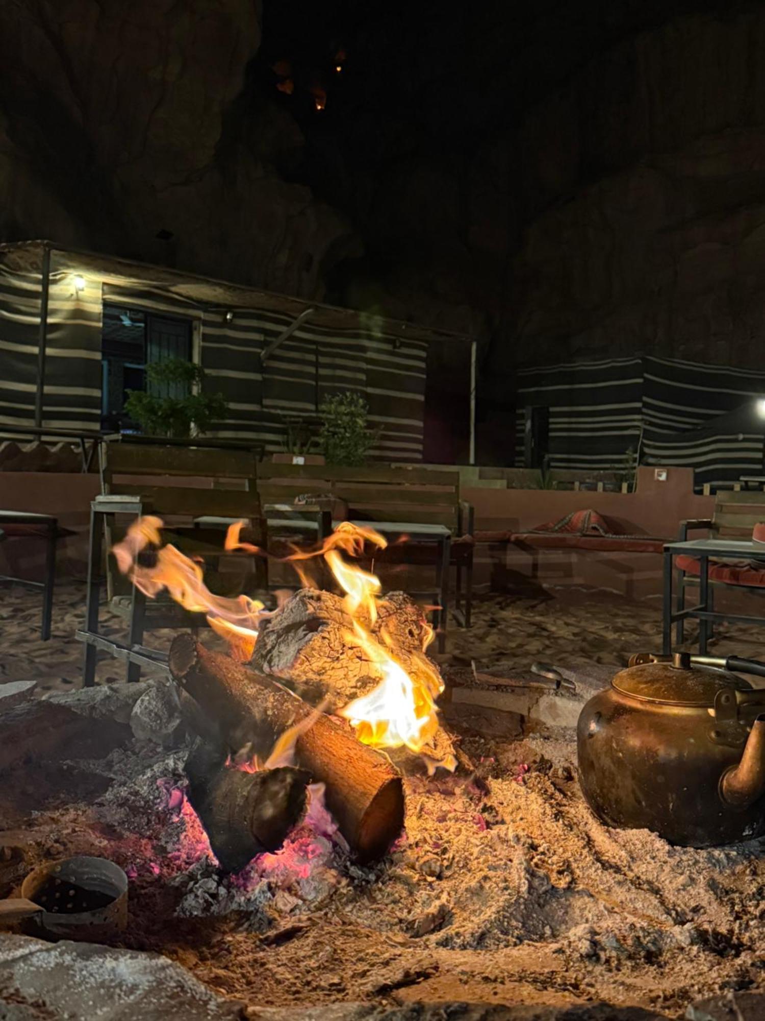 Faisal Wadi Rum Camp מראה חיצוני תמונה